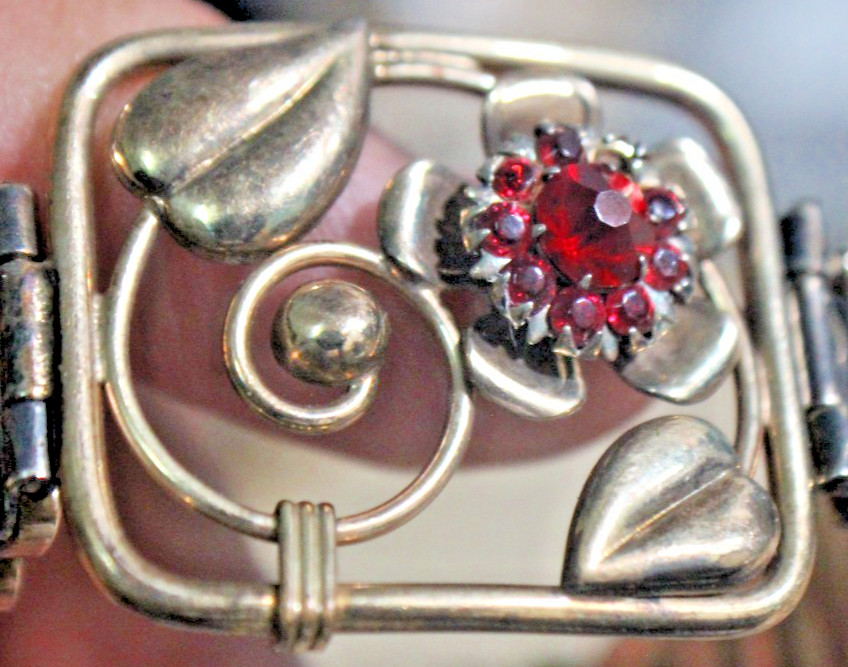 Wonderful L.S. Co Lustern 12k Gold Filled On Sterling Expansion Women Bracelet