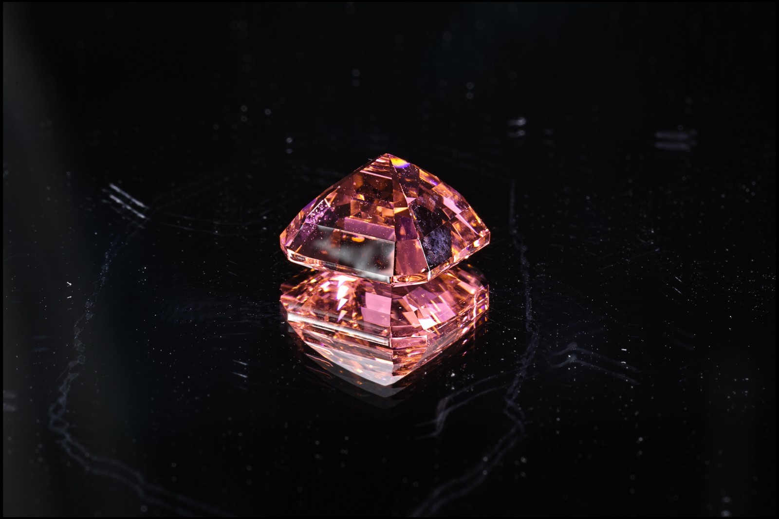 Laser crystal ErYAG Missile probe Asscher synthetic gemstone fluorescence 8.05CT