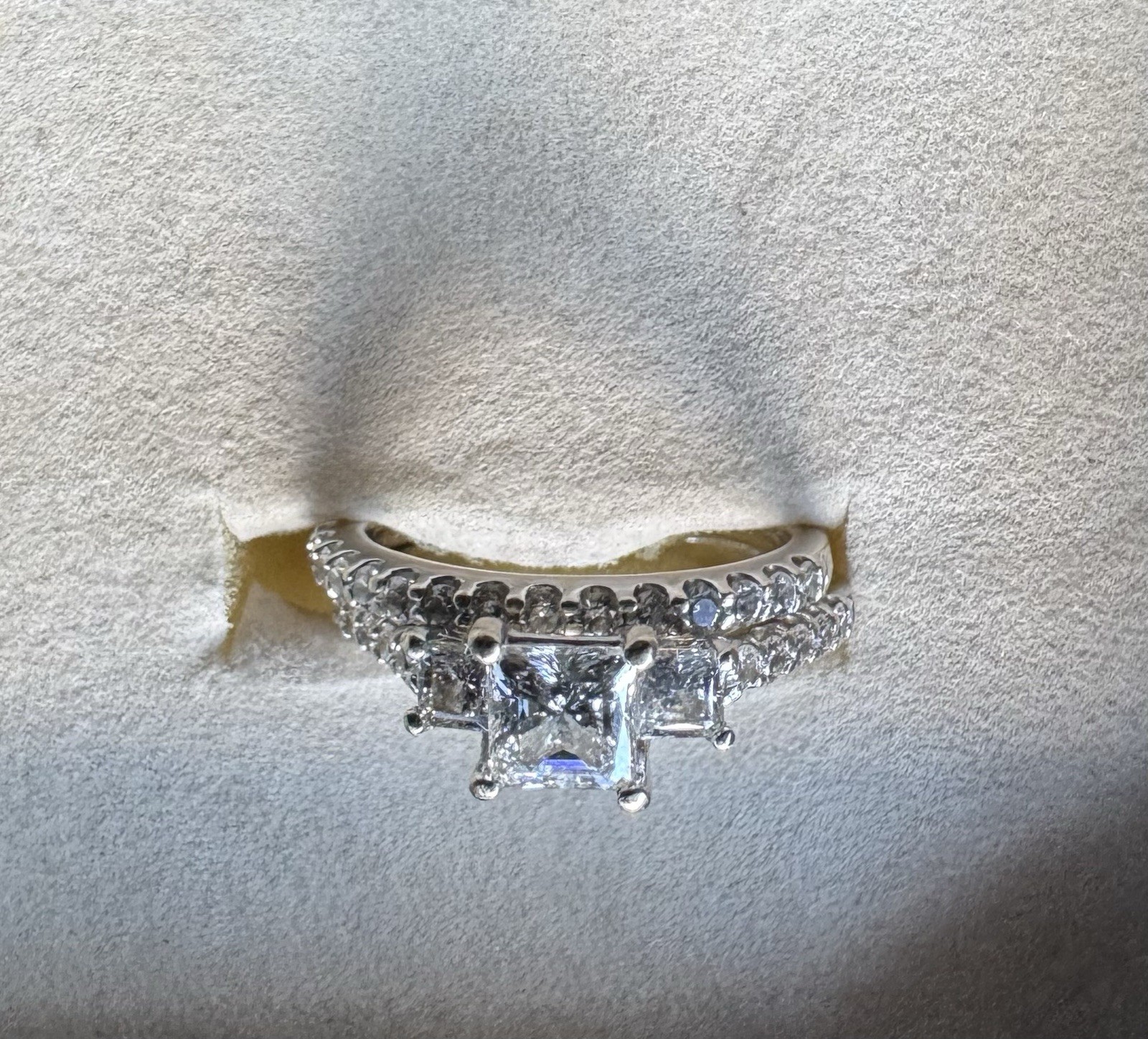 Zales 1.5 Ct T.W Diamond Bridal Set 14K Gold Wedding Ring Set