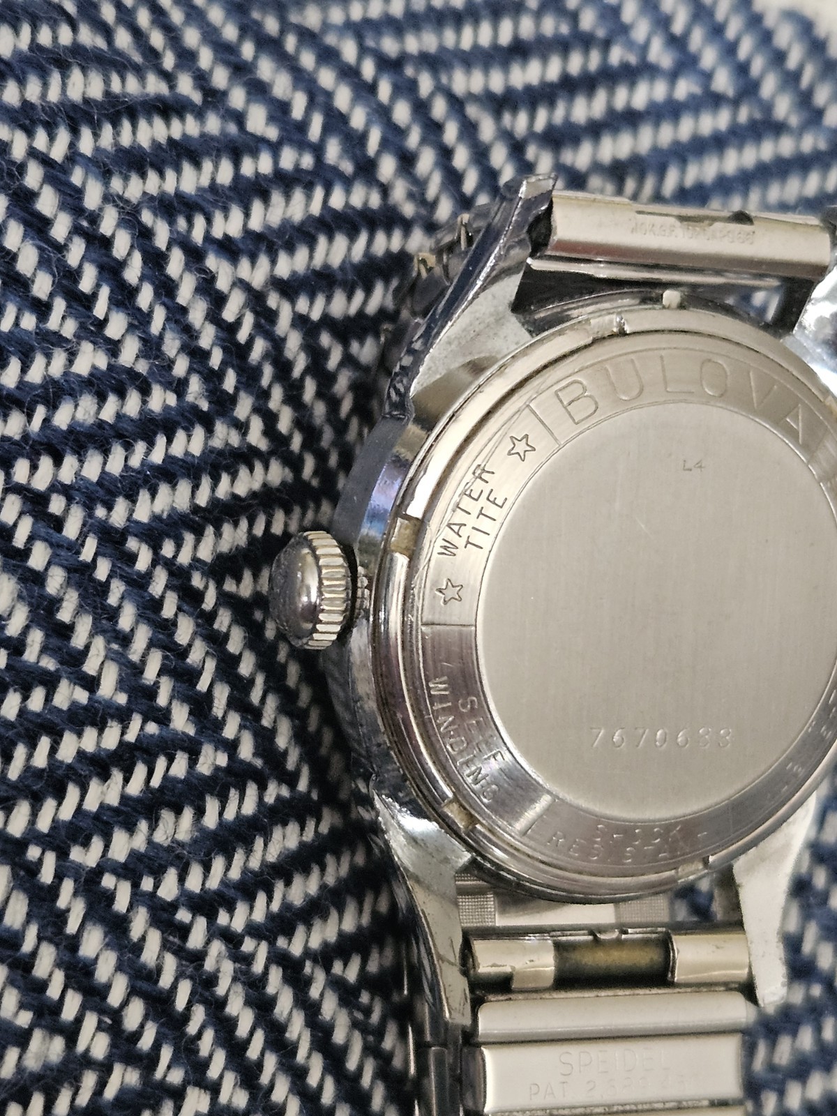 VINTAGE Bulova mens watch 23 Jewels