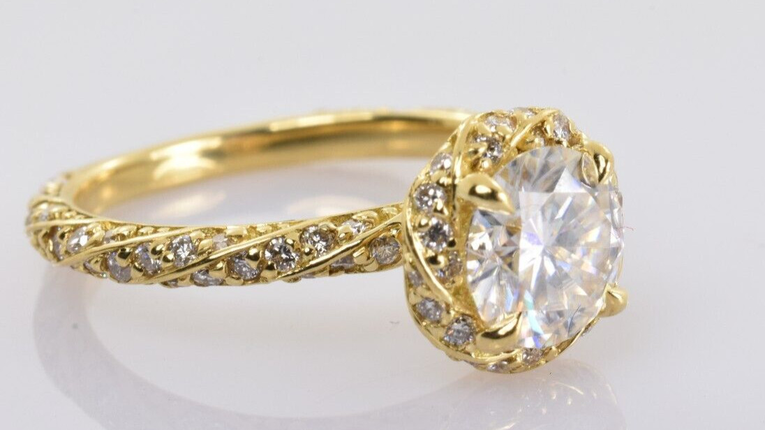 Brilliant Earth Moissanite and Diamond Nova Engagement Ring 18k Gold Size 5