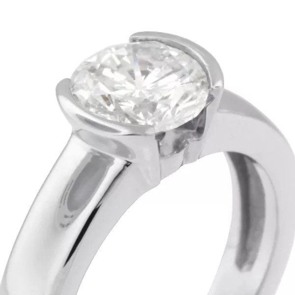 Solitaire Engagement Ring 14K Gold Classic Round 0.57 CT Lab-Grown Diamond E VS1