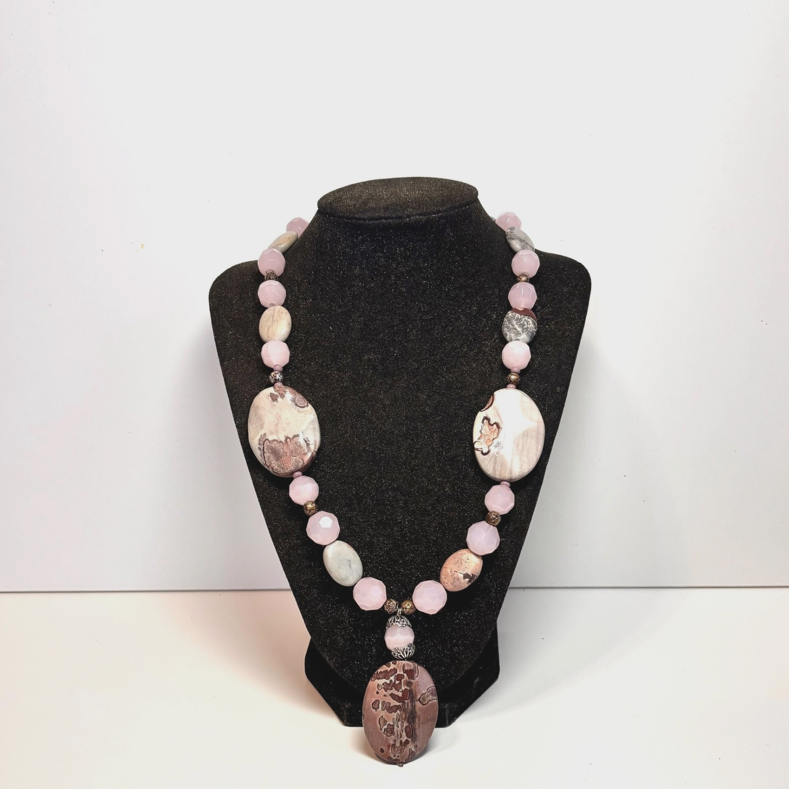 NECKLACE mauve grey stones flat ovals pink rounds brasstone metal beads toggle