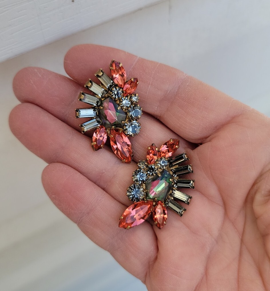ELIZABETH COLE Statement Post Earrings Cluster CRYSTALS Multicolor