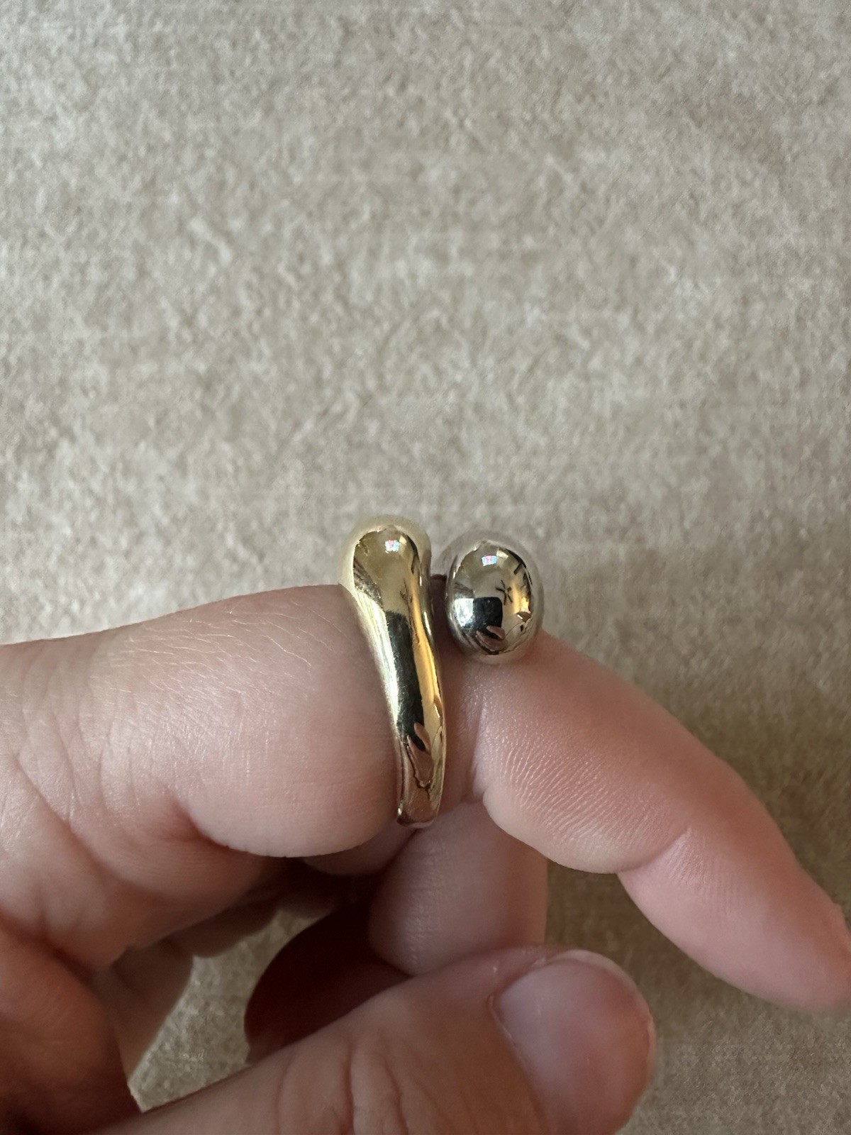 1 Week Melt Sale – Vintage 14K Two Tone YG And WG Yin Yang Ring, Sizeable 9.5