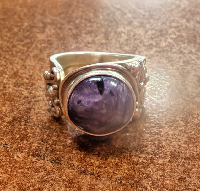 Sajen Sterling Silver Ring (Size 5+) with Charoite Stone [076DUW]
