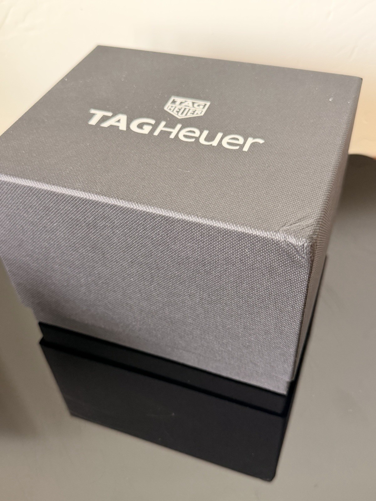 TAG Heuer Formula 1 Quartz Blue Sunburst Dial 43mm 200m Date Sapphire w/ Box