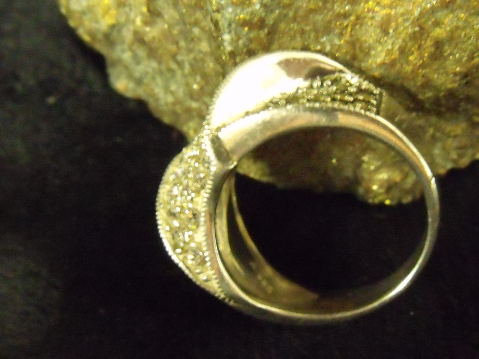 VINTAGE “A” HALLMARKED STERLING MARCASITES AND CZ’S SZ. 7 1/4 TWIST RING 6.7GRAM