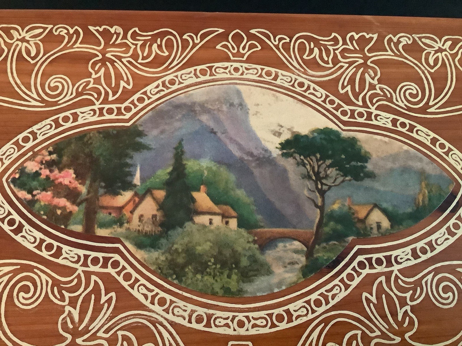 Vintage Cedar Wooden Keepsake Box Landscape Lid Rustic Jewelry Storage Cottage