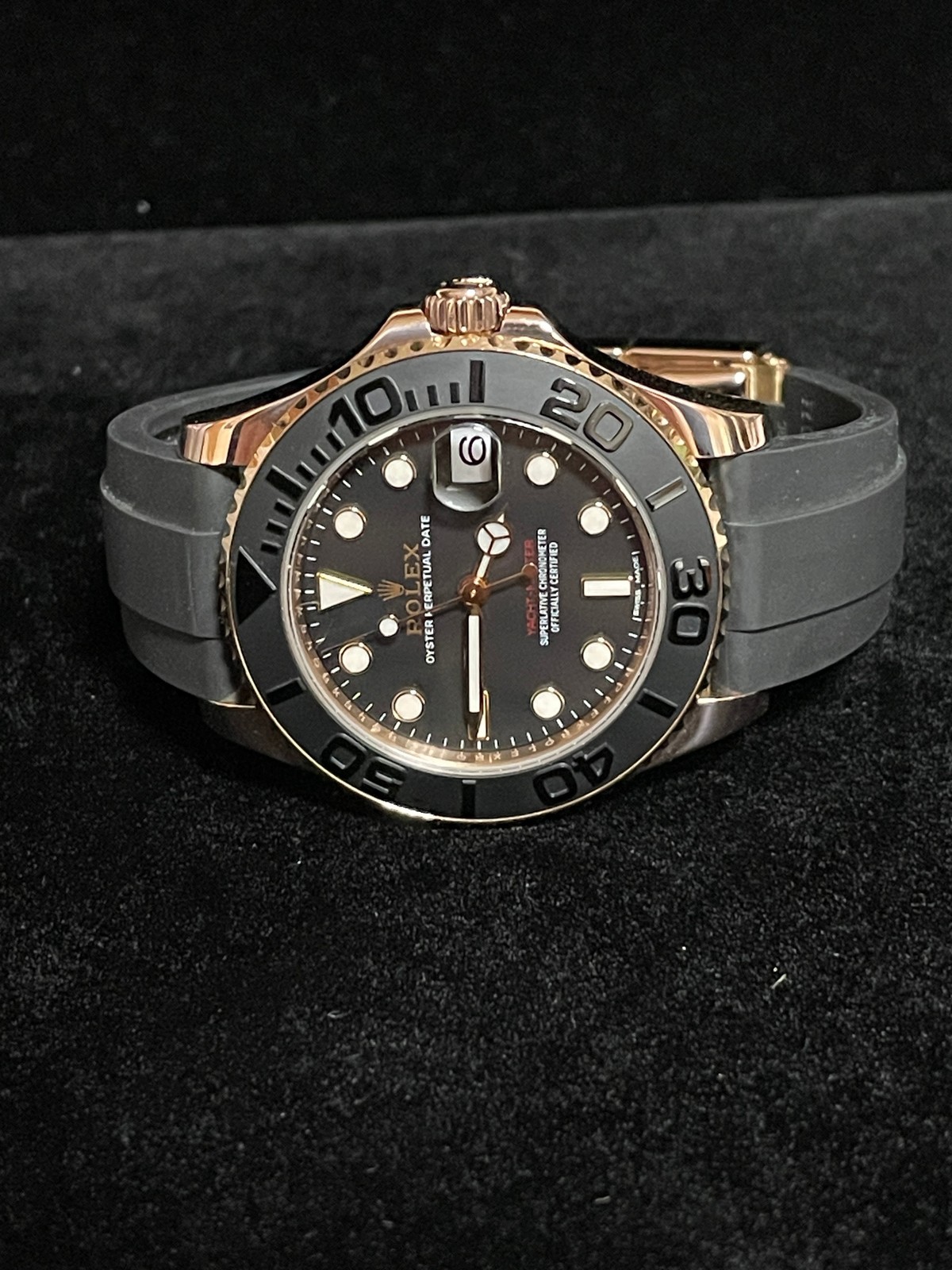 Rolex Yacht-Master Midsize 268655 Black Dial RG 18kt OysterFlex With Papers 37mm