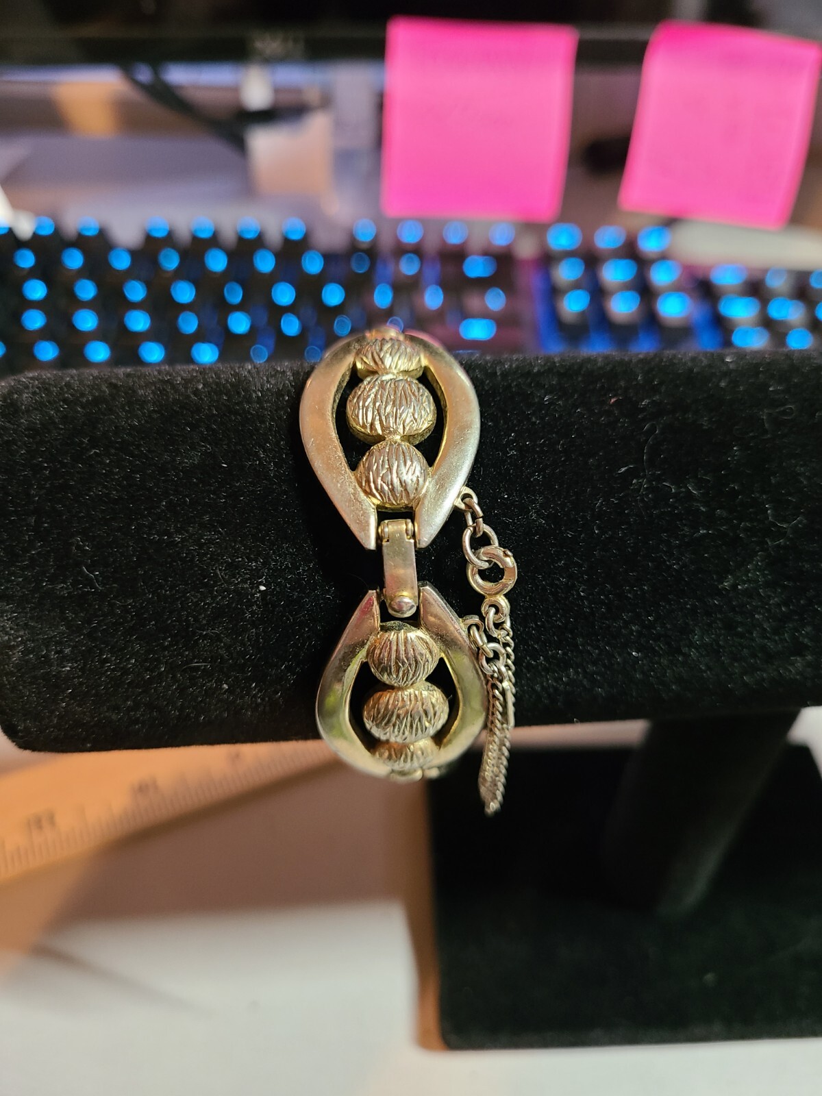 Vintage Monet Gold Tone Curved Open Link Safety Chain Fold Over Clasp Bracelet