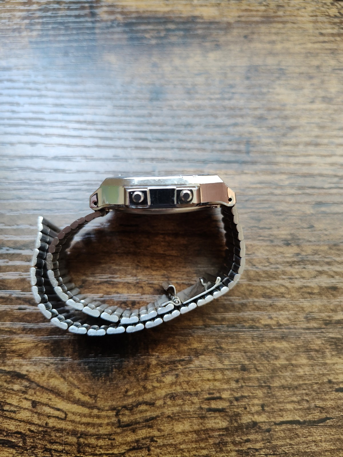 CASIO A168WEC-1EF⎪A168WEC-1⎪Original⎪Vintage ICONIC⎪Retro⎪CAMUFLAJE Gris