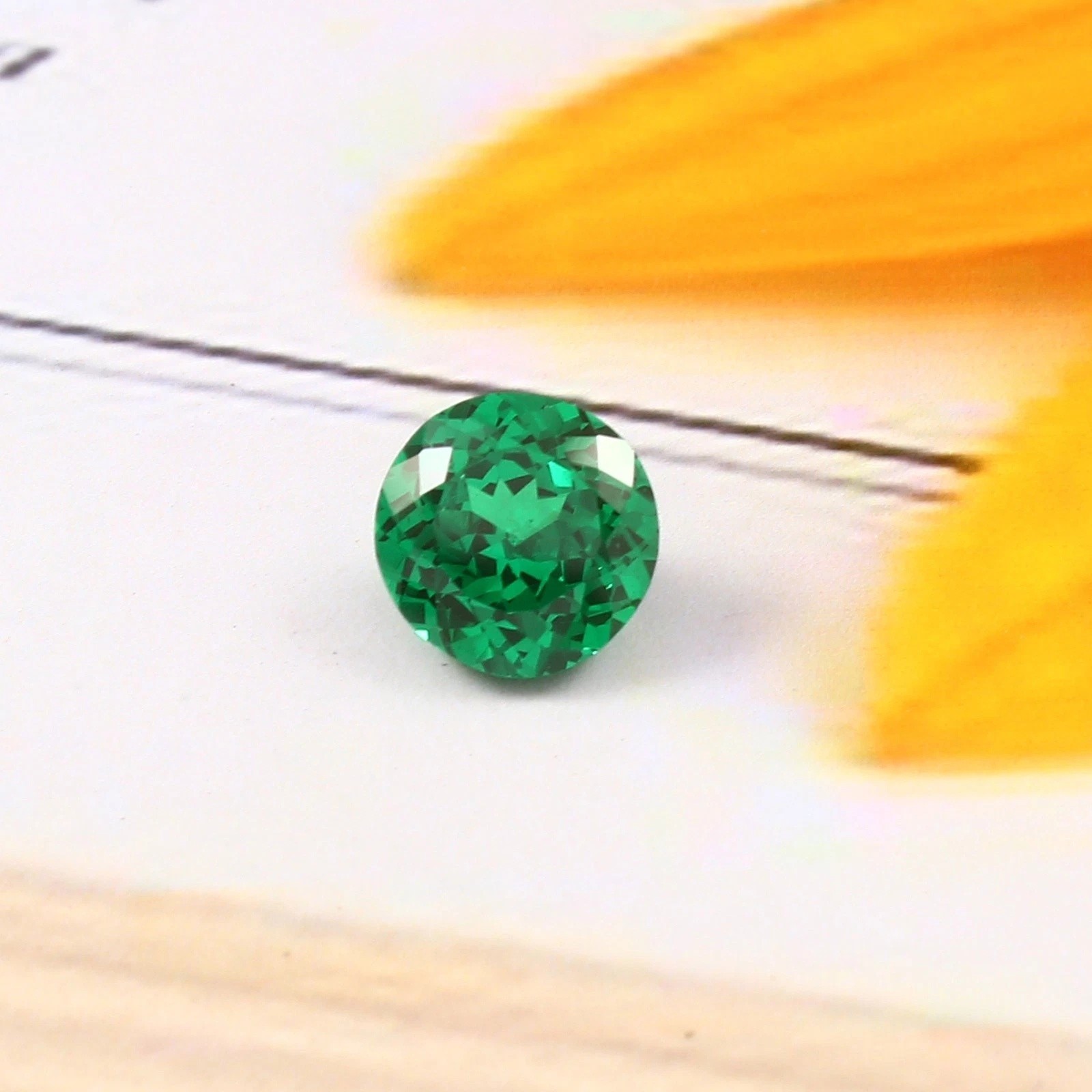 AAA 9.46 Ct Lab-Created Emerald Colombian Round Cut Loose Gemstone 12x12x8mm