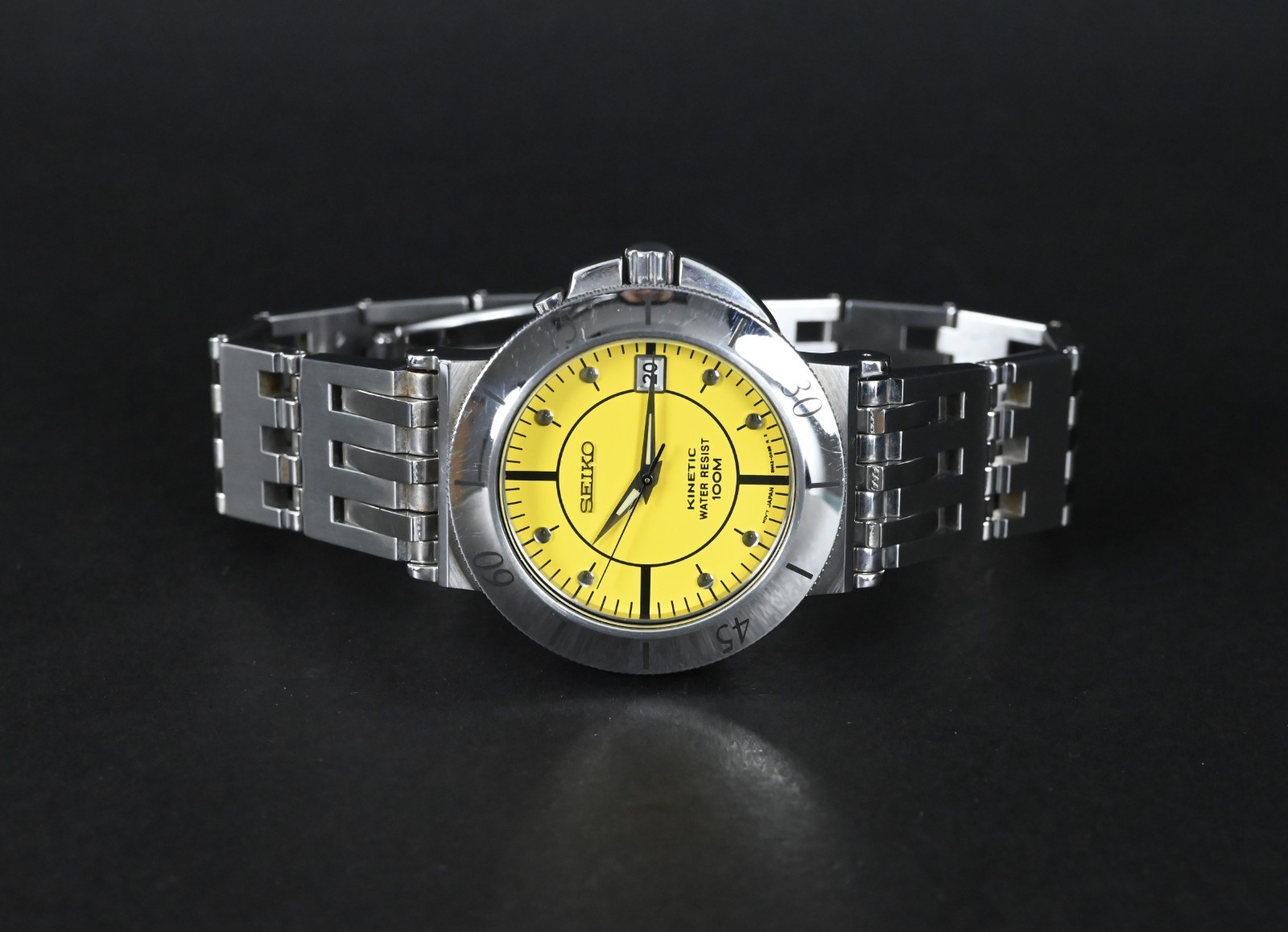 SEIKO 5M42-0G90 VINTAGE KINETIC YELLOW DIAL 39 MM (NOS & ORIGINAL & FULL SET)