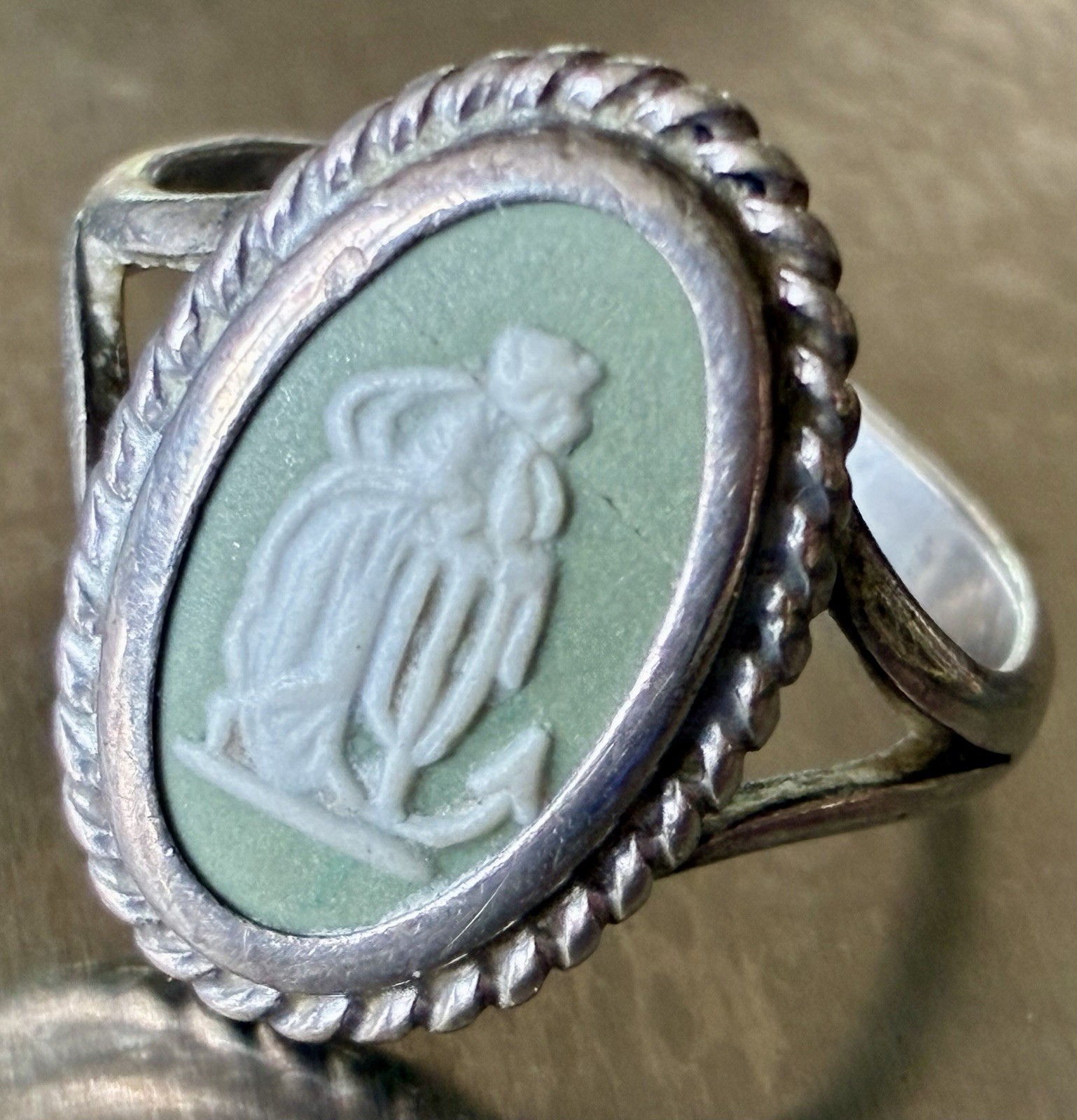 Vintage Sterling Silver Signed Wedgwood Green Jasperware Ring Size 5