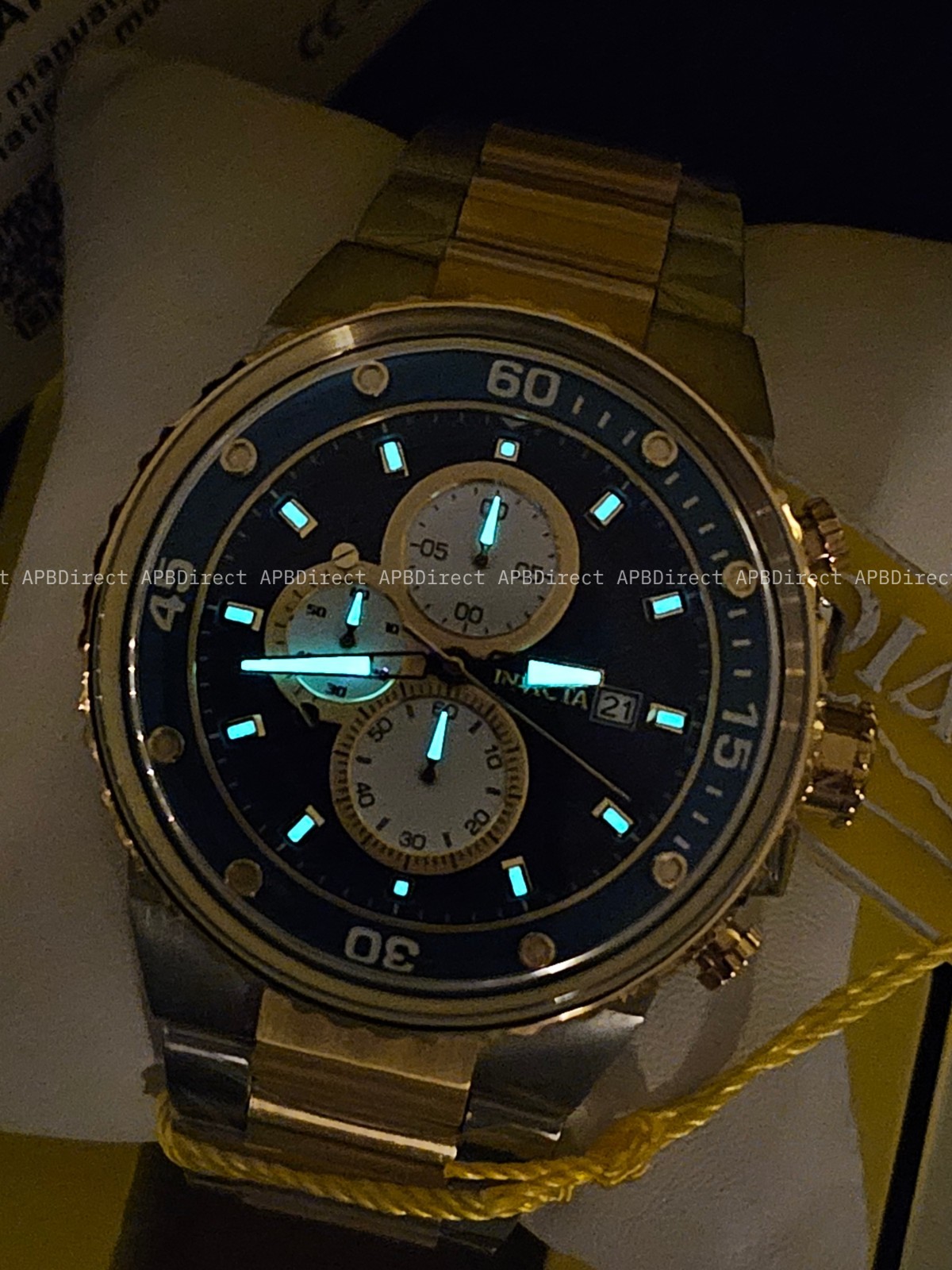 Invicta – Pro Diver – Very Thick Flame-Fusion Crystal Chronograph – mens watch