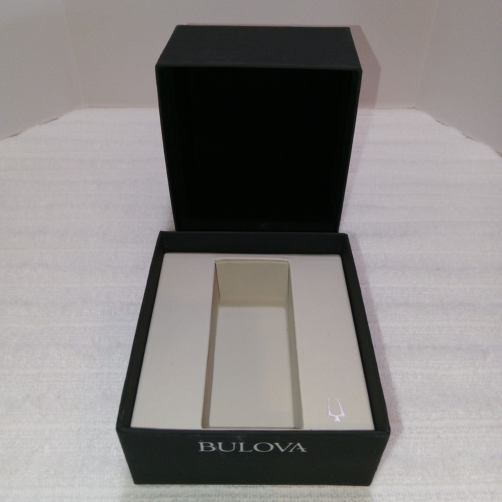 Bulova Watch Box 4.5x4x3.5 For S17752182. No Watch