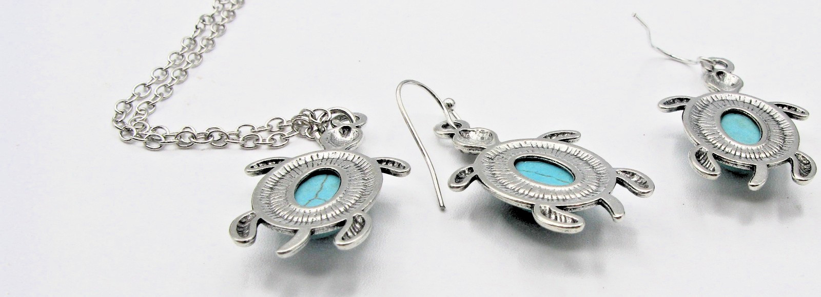 Silver Tone Turtle Necklace and Earring Set, Turquoise Stone, 16.5″ & Extender