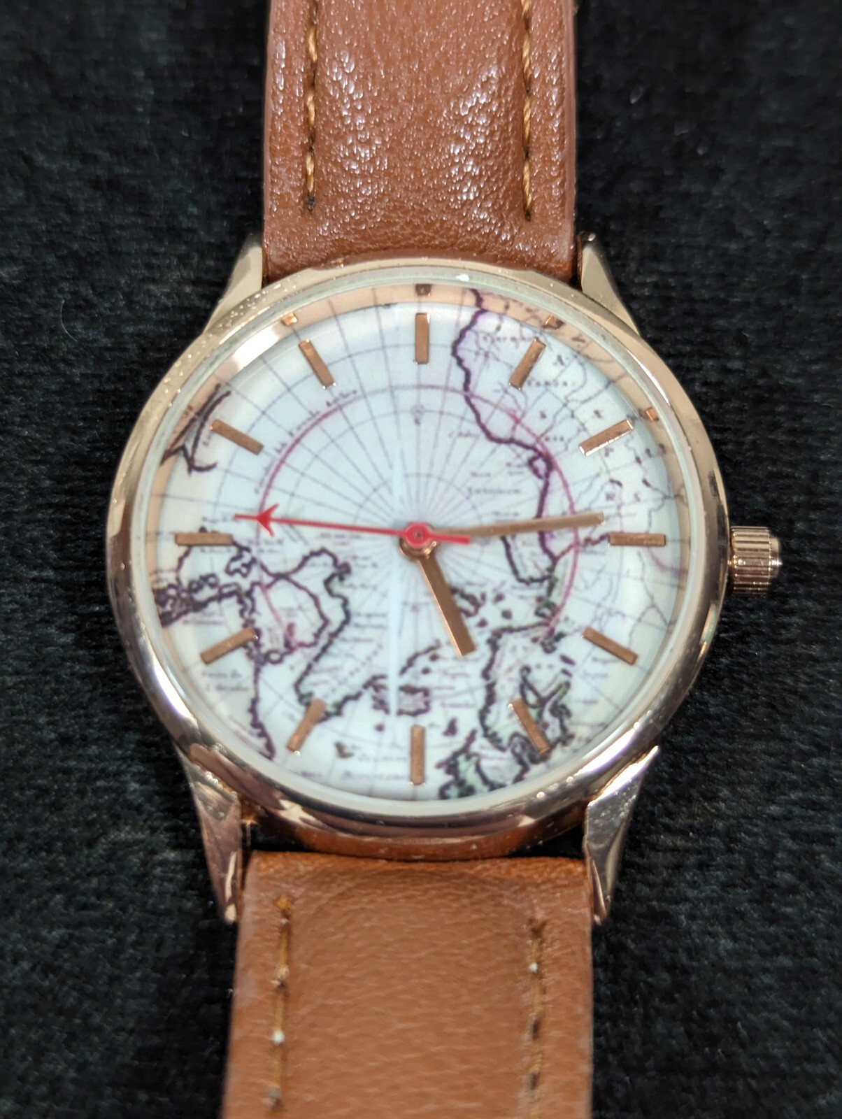 Womans World Map Dial Gold Tone Case Brown Faux Leather Band Watch 7.5 Inch