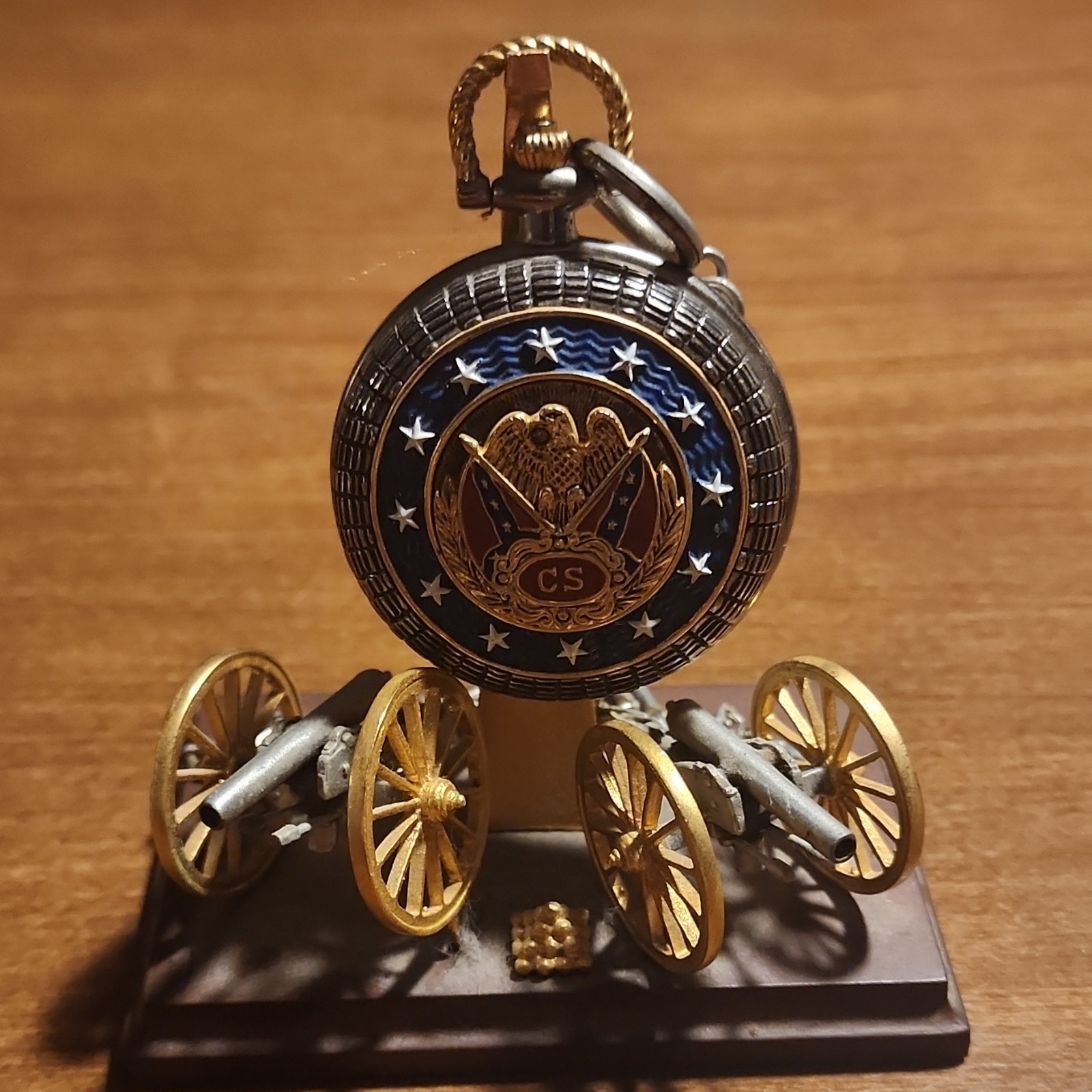 Franklin Mint Robert E. Lee Quartz Pocket Watch Full Hunter w/ Chain Stand