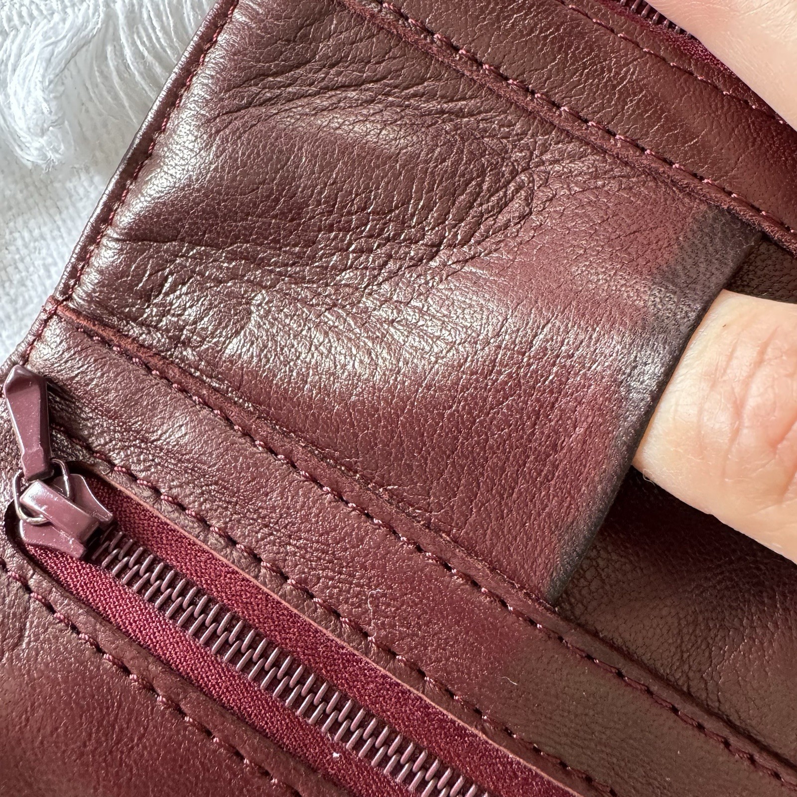 Vintage Corum Swiss Watch Brand Leather Travel Case Black and Burgundy Roll Zip