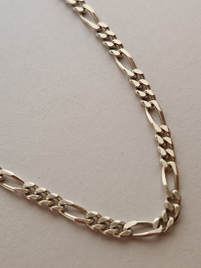 Solid 925 Sterling Silver Figaro Chain Necklace Ladies 2.5mm 17.5 inches ITALY