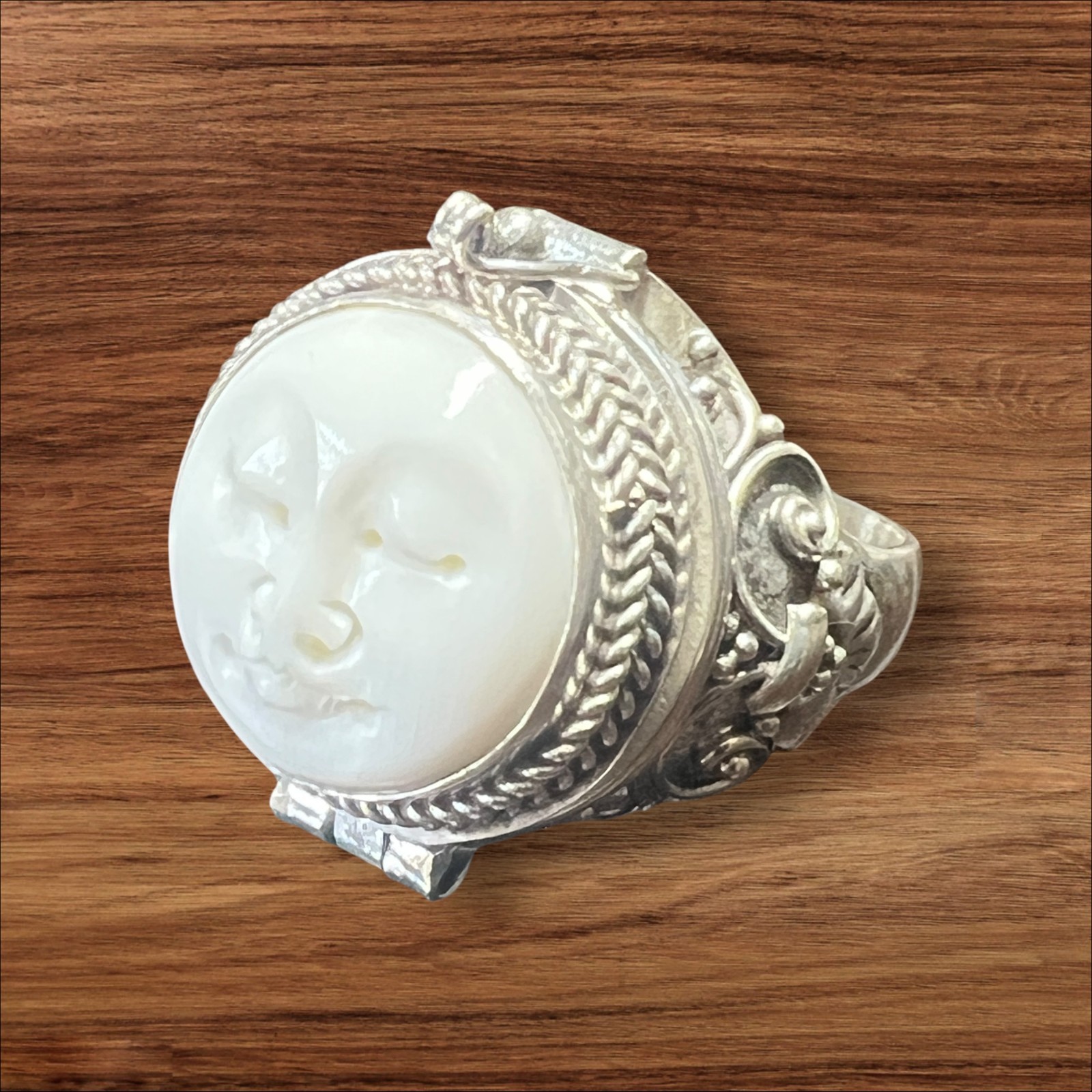 Poison Pill Box Sterling Silver 925 Ring W Bovine Bone Round Moon Face Sz 8,9,10