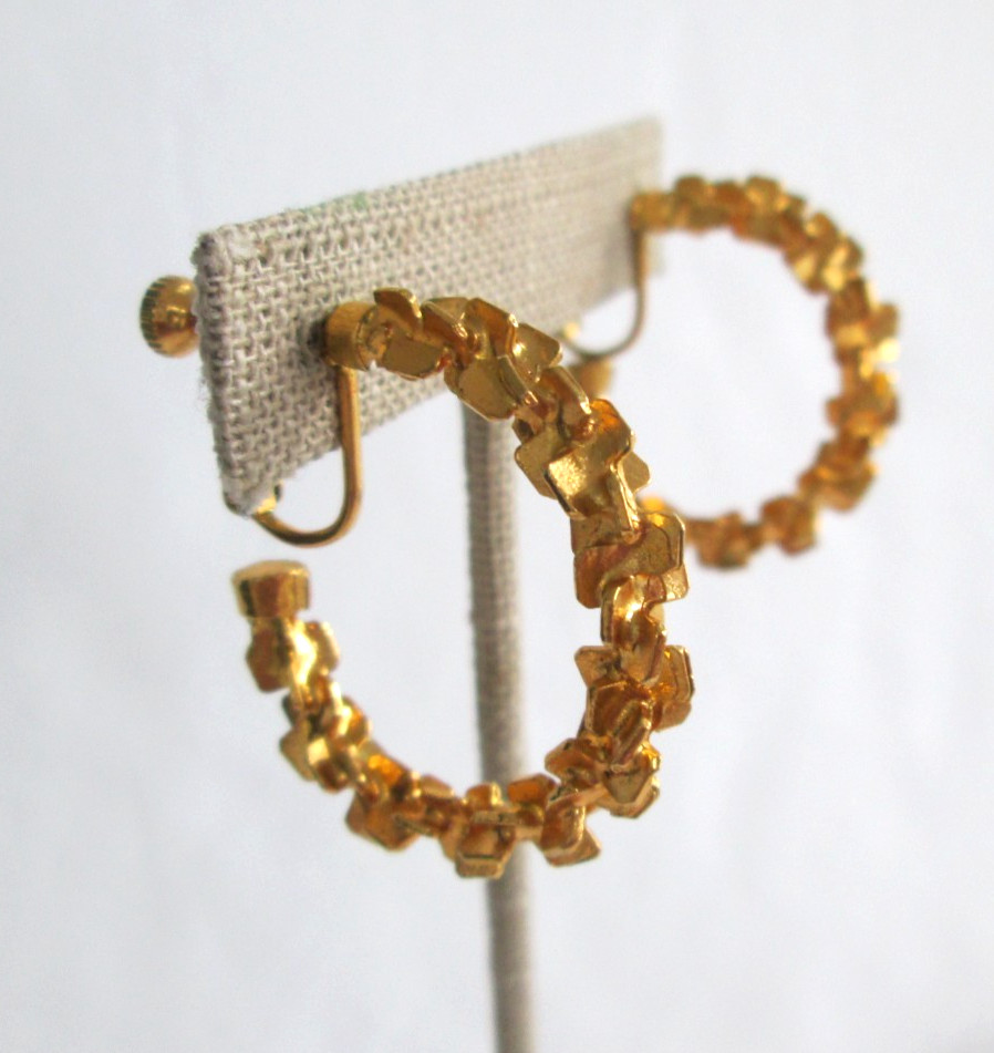 Vgt Golden Nugget 2 Strand Chain Necklace + Matching Clip on Hoop Earrings Retro