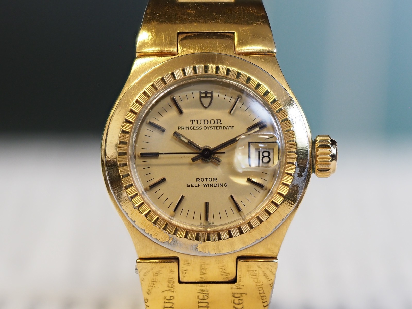 Tudor Princess Oysterdate 26mm 9301/3 Gold Plated Champagne Dial 1974
