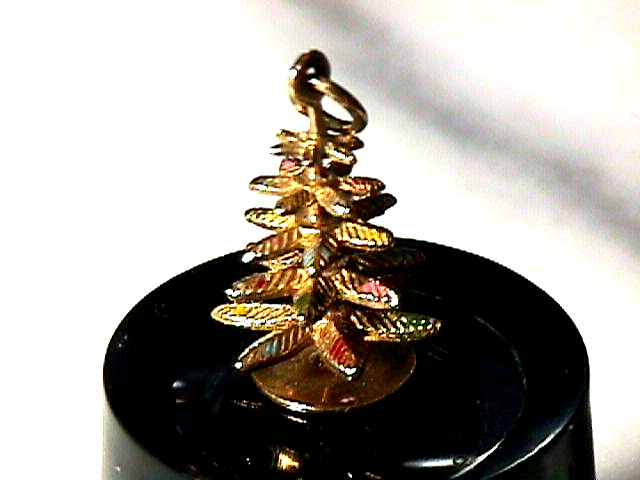 “Christmas Tree” Charm Vintage 1950s 14K Solid Gold, 1″ X 9/16″, 3.2 Grams,