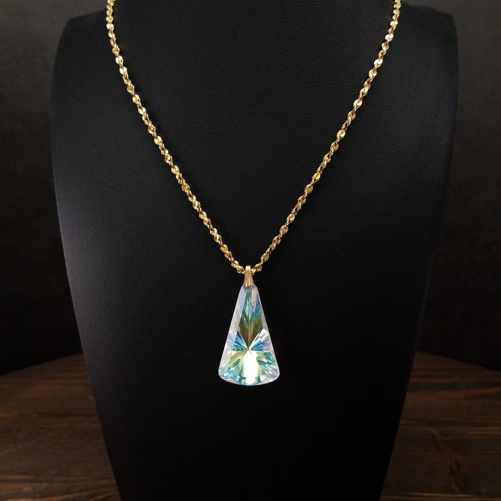 Vintage Watermelon Glass Pendant Necklace Gold Plated Twisted Chain Jewelry