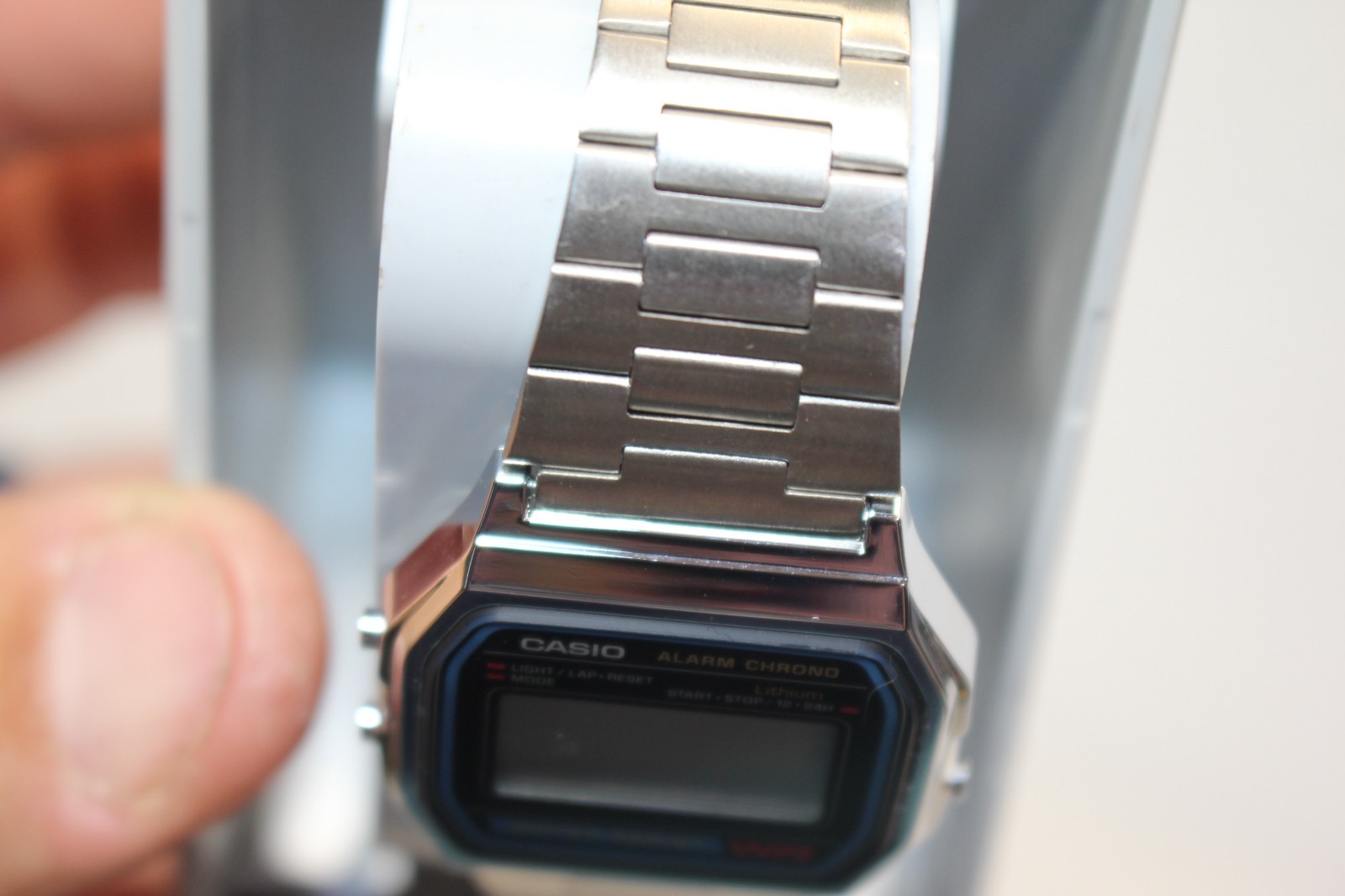 Vintage? Casio Classic A158WA-1 Wrist Watch Metal Oyster Band, Near mint!