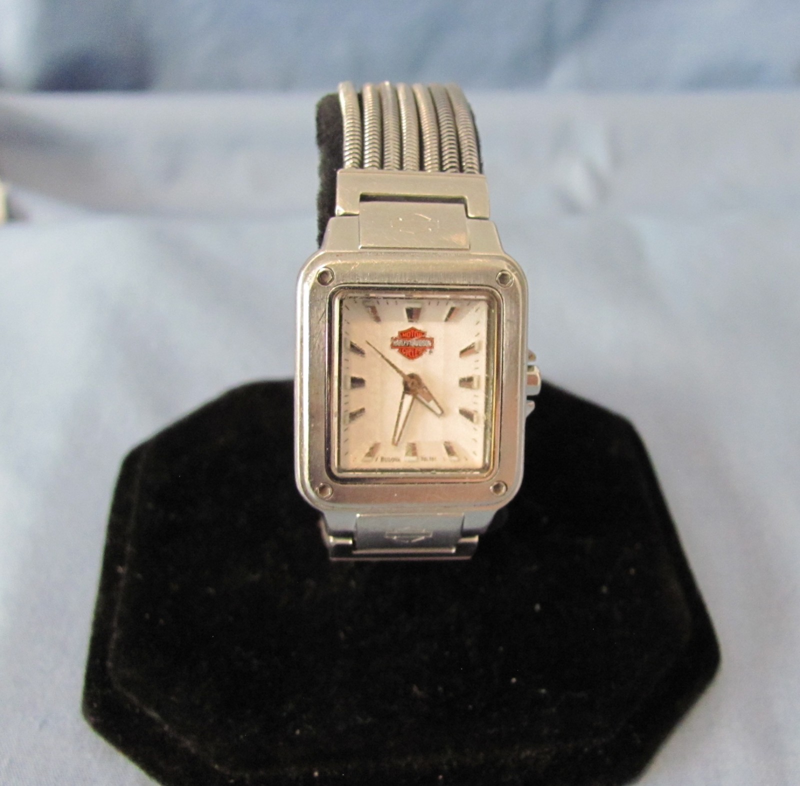 Harley Davidson Women’s Wristwatch by Bulova Runs Well