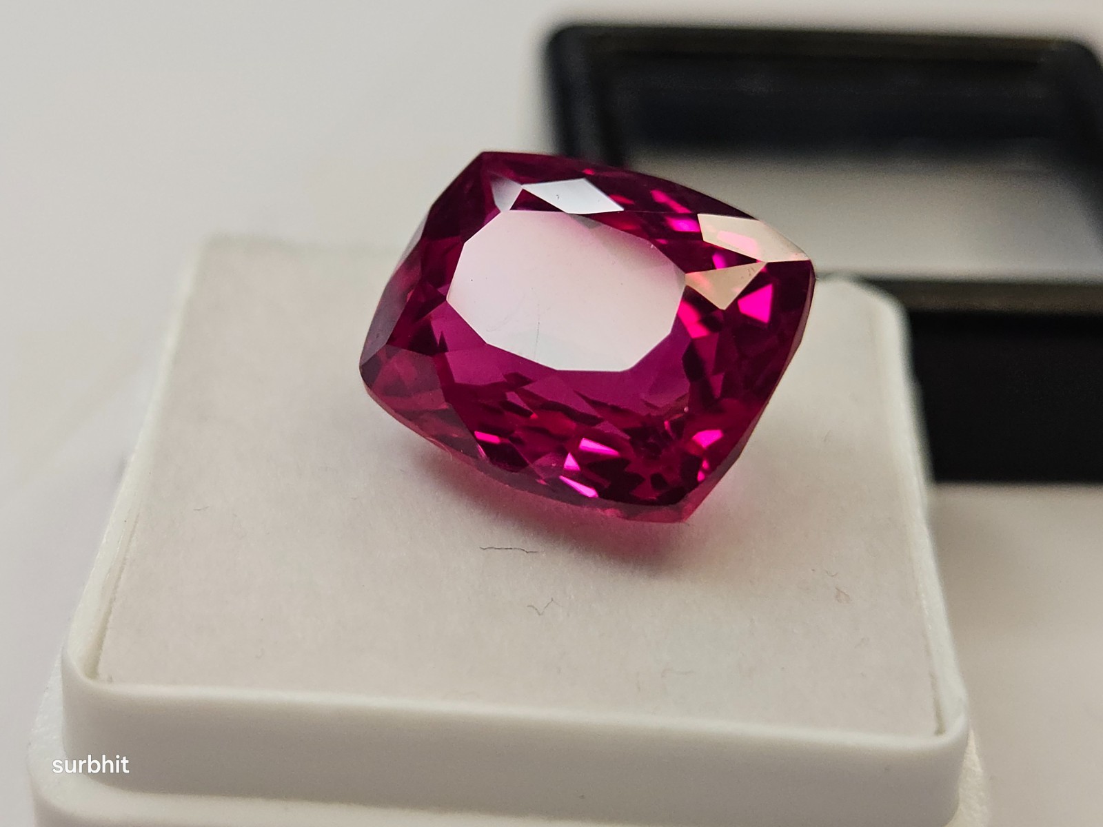 Dark Pink Sapphire Cushion Cut 14+Ct Natural Certified Loose Gemstone
