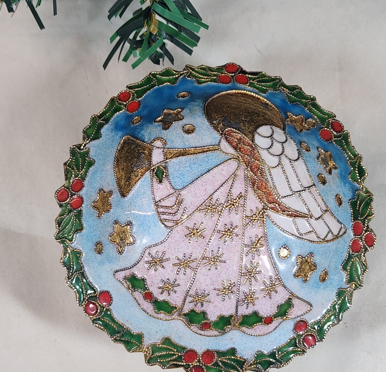 Cloisonné Light Blue Christmas Trinket Box Angel Holly Leaves Border 3.75in wide