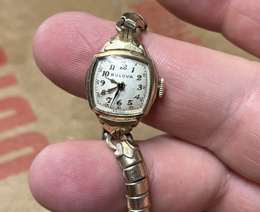 Vintage Bulova 10K Rolled Mechanical Women’s Watch RUNS Great