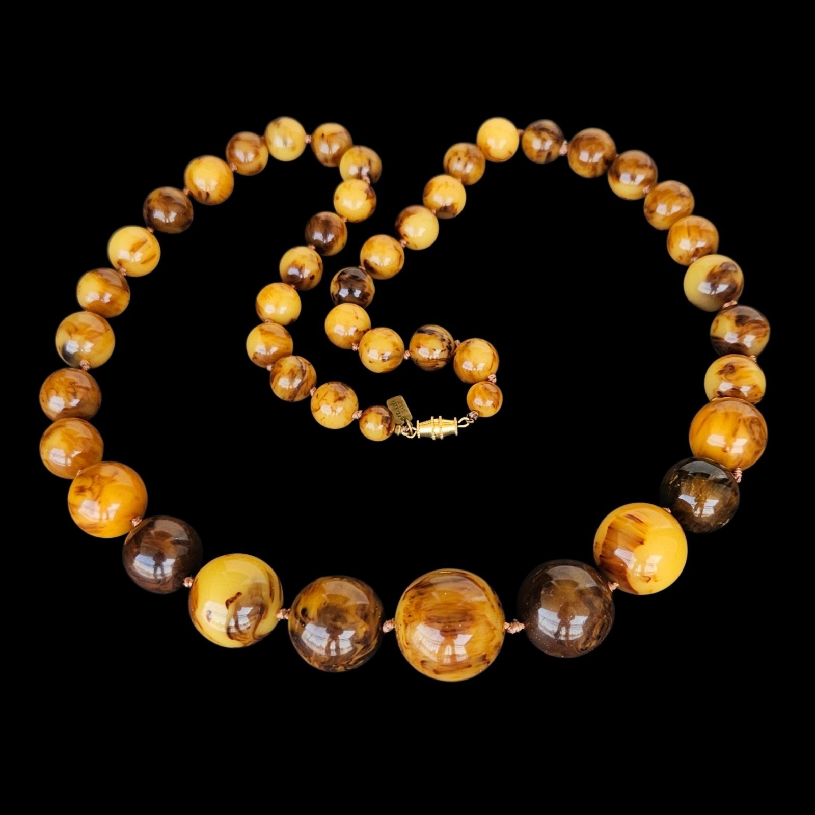 Vintage 1970s Kenneth Lane Catalin Root Beer Caramel Bakelite Bead Necklace 114g