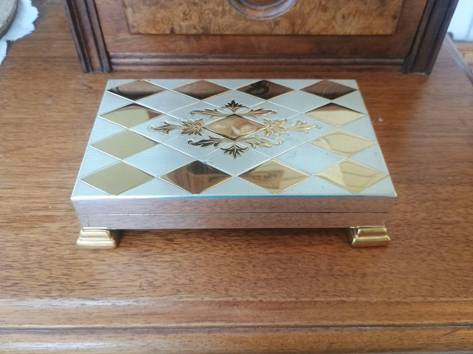 Minaudiere Compact Cigarette Makeup Footed Case Longines Watch Box 4×6 Dresser
