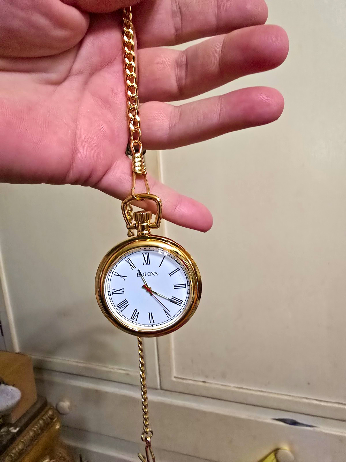 Bulova Quartz Pocket Watch Gold Plated Yellow Gold White Roman Dial Chain Box