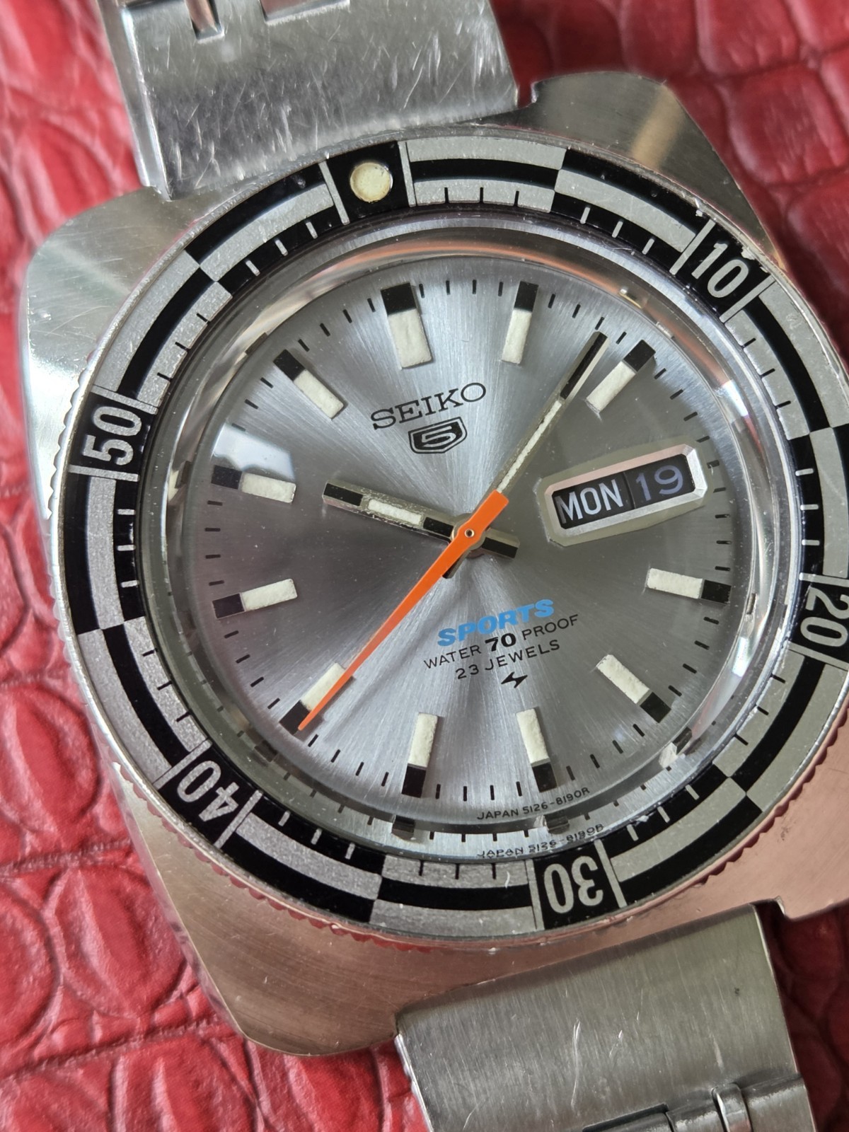 Seiko 5 Sport Rally Diver 5126-8130 Automatic Watch Silver Dial