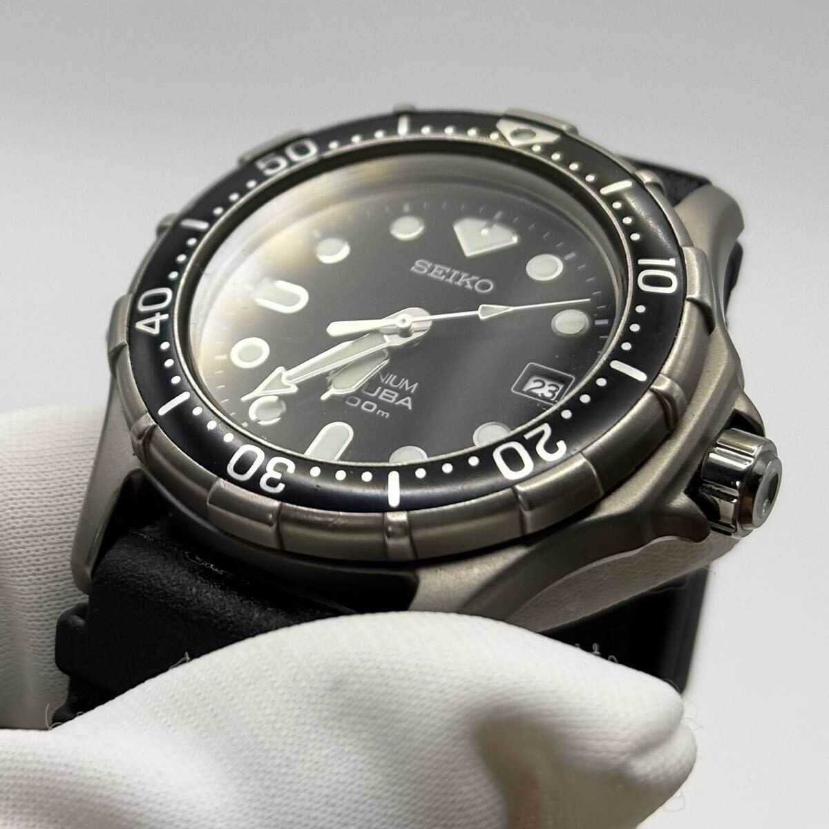 Working SEIKO Titanium SCUBA 7N35 6110 Men’s Wristwatch qz Diver’s Watch