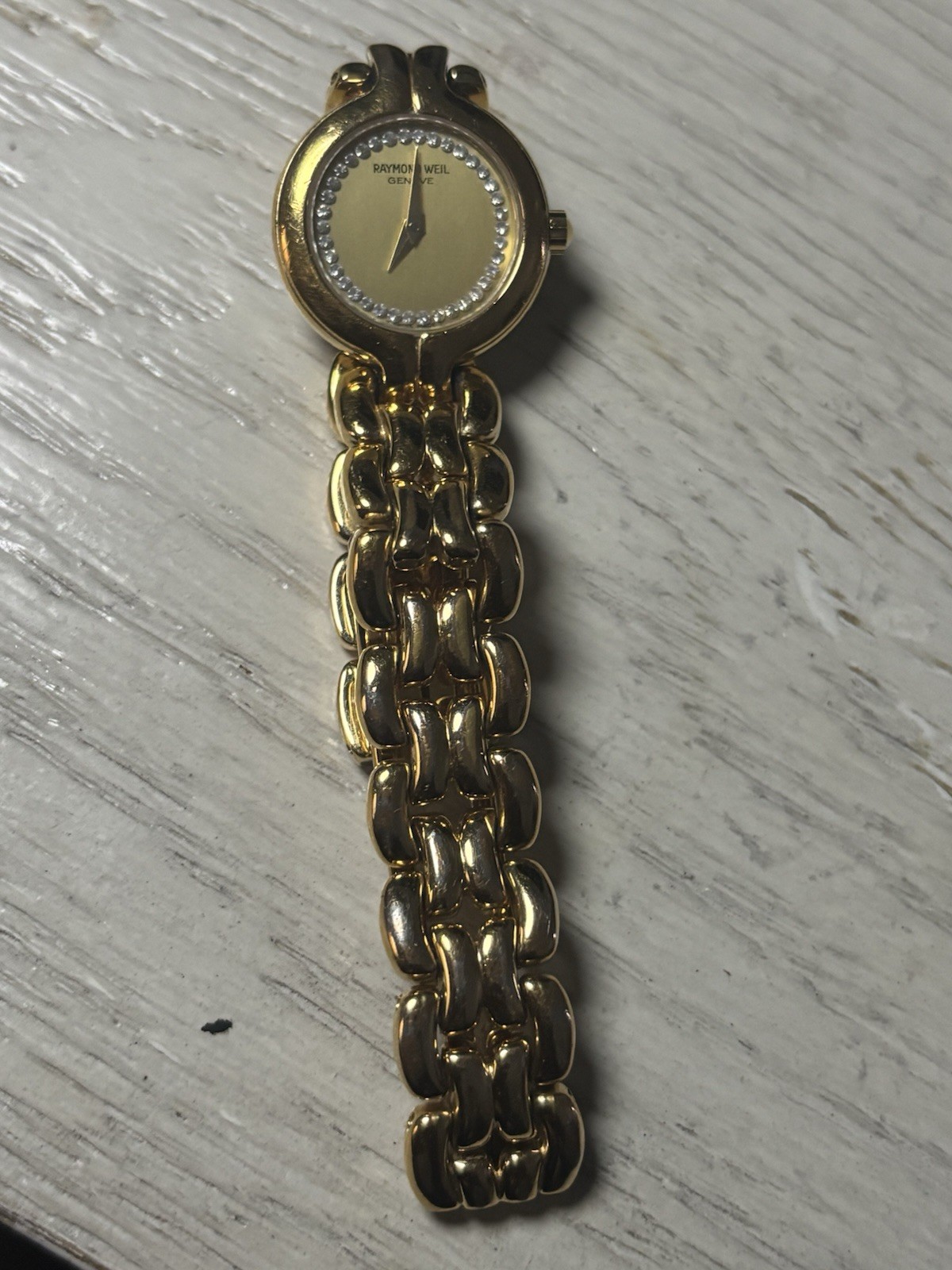 Raymond Weil Geneve Women’s Quartz Analog Gold Tone Bracelet Watch 30m WR