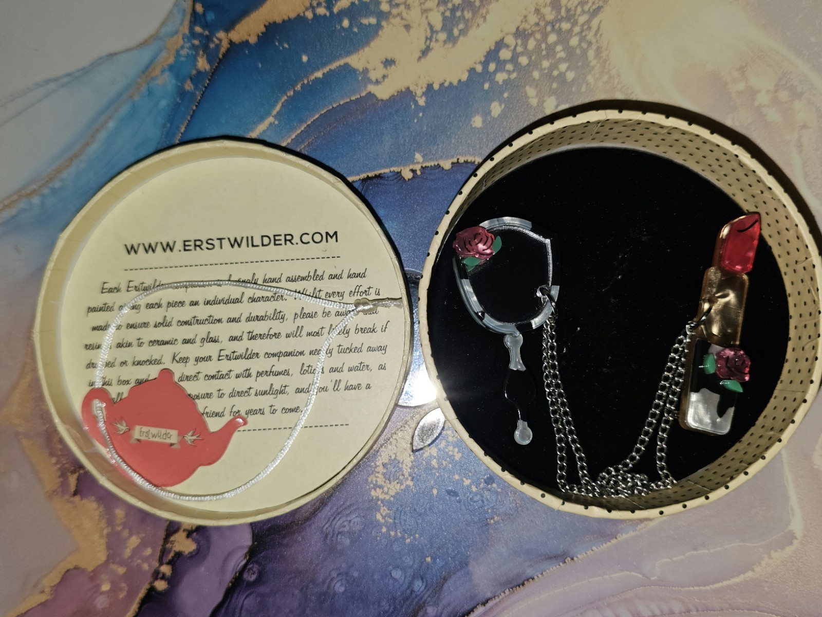 Erstwilder Freshen Up Brooch Beauty School Brand New Description Card Missing