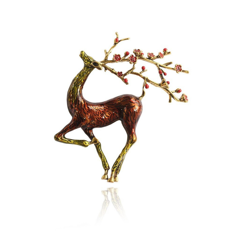Christmas Deer Brooch Enamel Reindeer Cute Beautiful Animal Pin Jewelry Pins