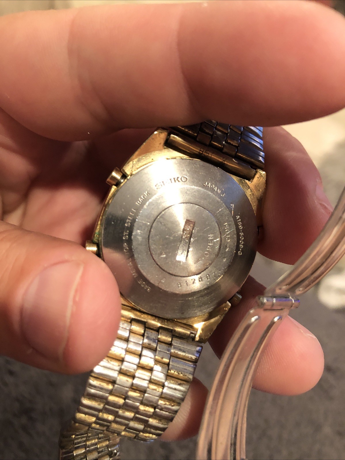 Vintage Seiko Quartz LC A159-5009-G Not Working AS-IS 1978