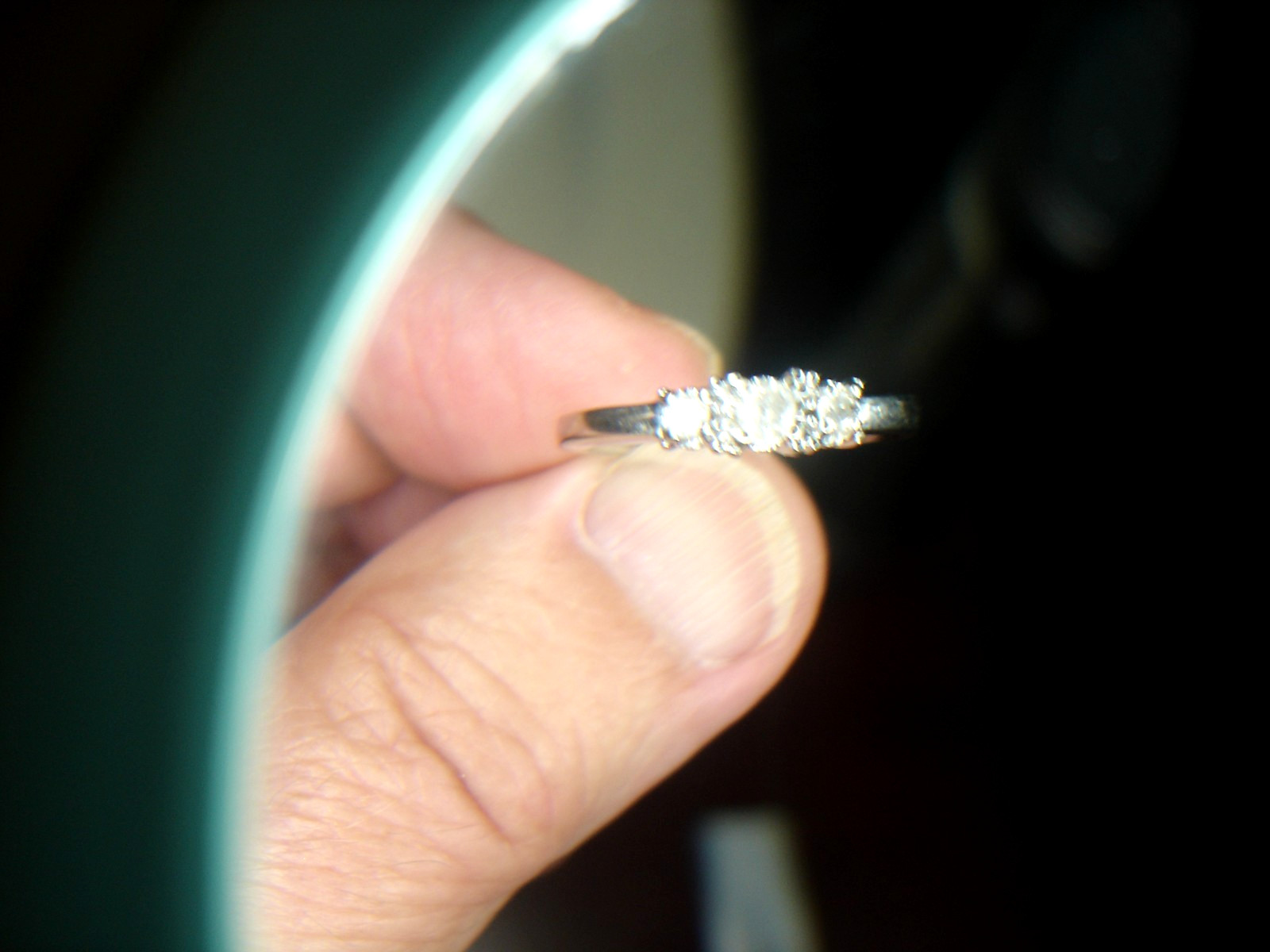 1OK WHITE GOLD AND .5 CTW 3 DIAMOND RING IN SIZE 6.75