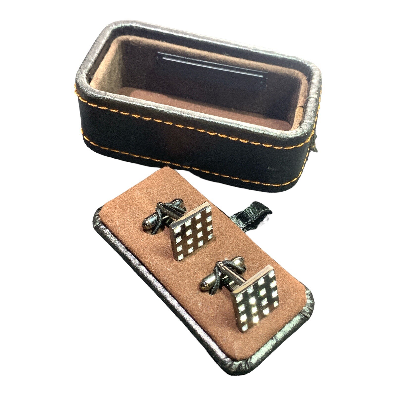 le chateau cuff links