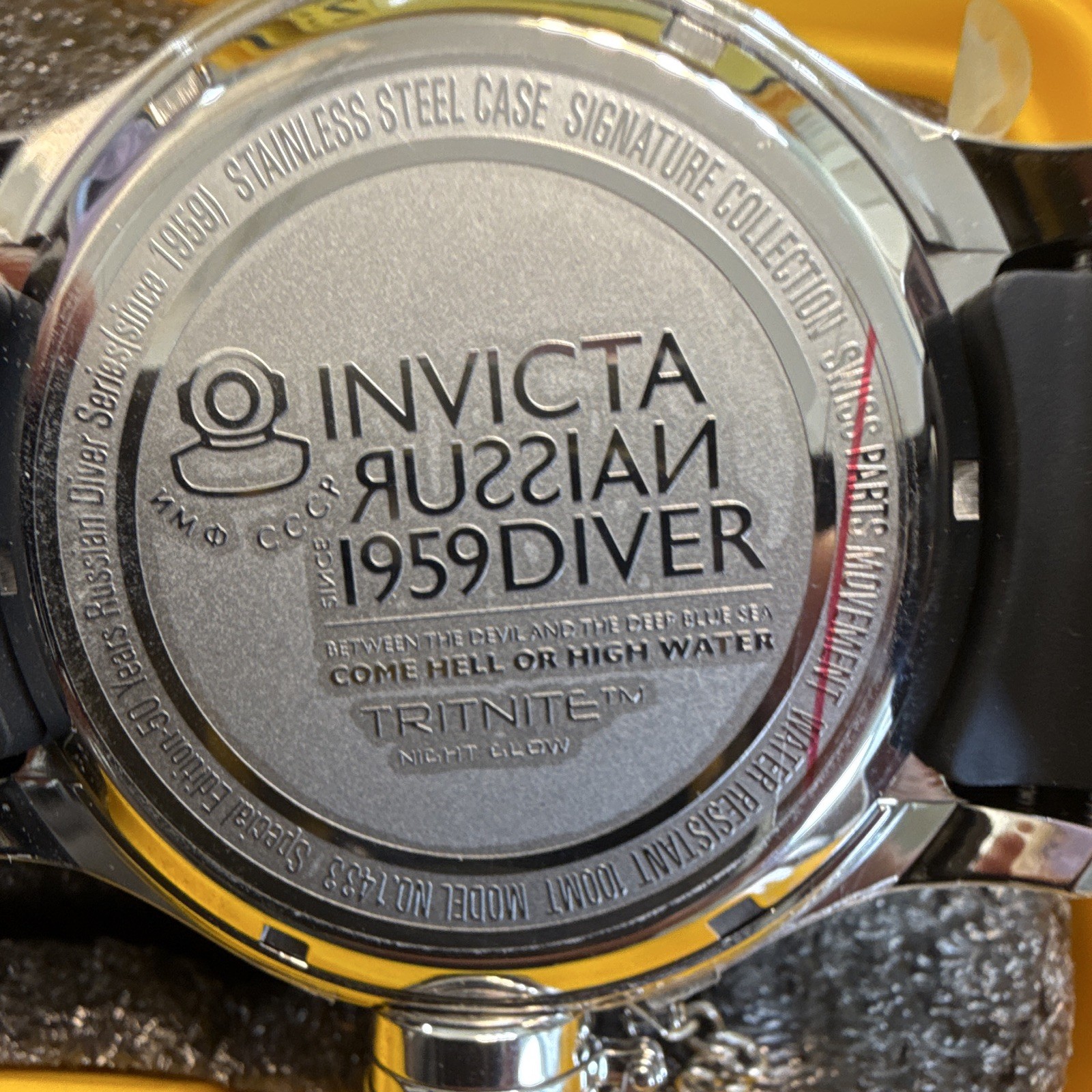 Invicta Russian Diver Men’s Automatic Diver Green Dial 52mm, Box