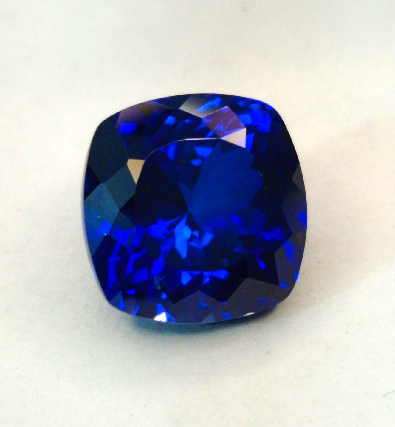 Blue Tanzanite Cushion Cut 9-11 Ct Natural Certified Loose Gemstone RK289