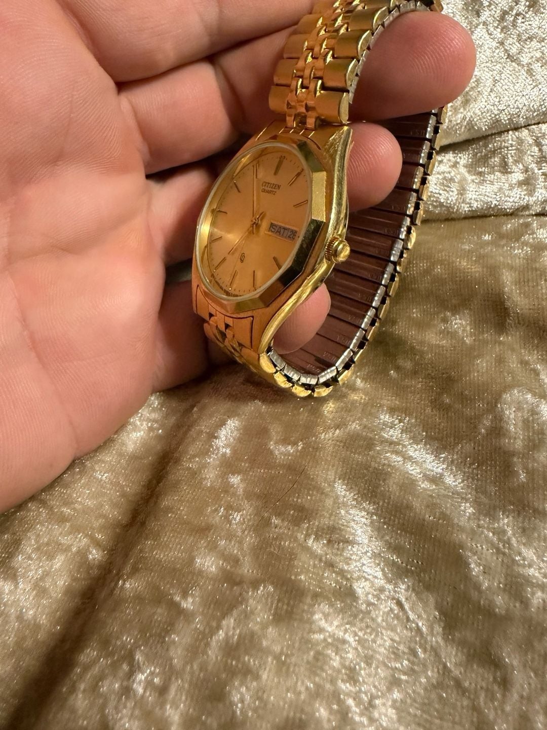 Vintage Citizen CQ Quartz Gold-Tone Day-Date Watch (Ref: 6100-S16725)